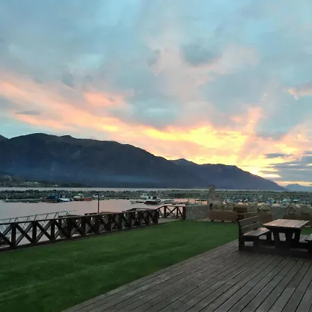 Solstrand Fjord Eidsvag (Nesset)