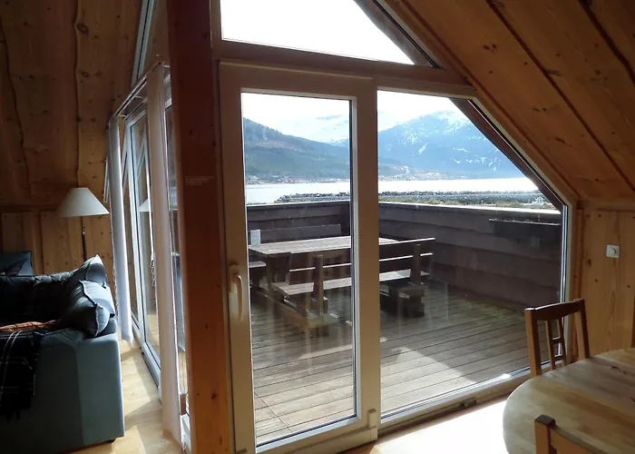 Solstrand Fjord * Eidsvåg